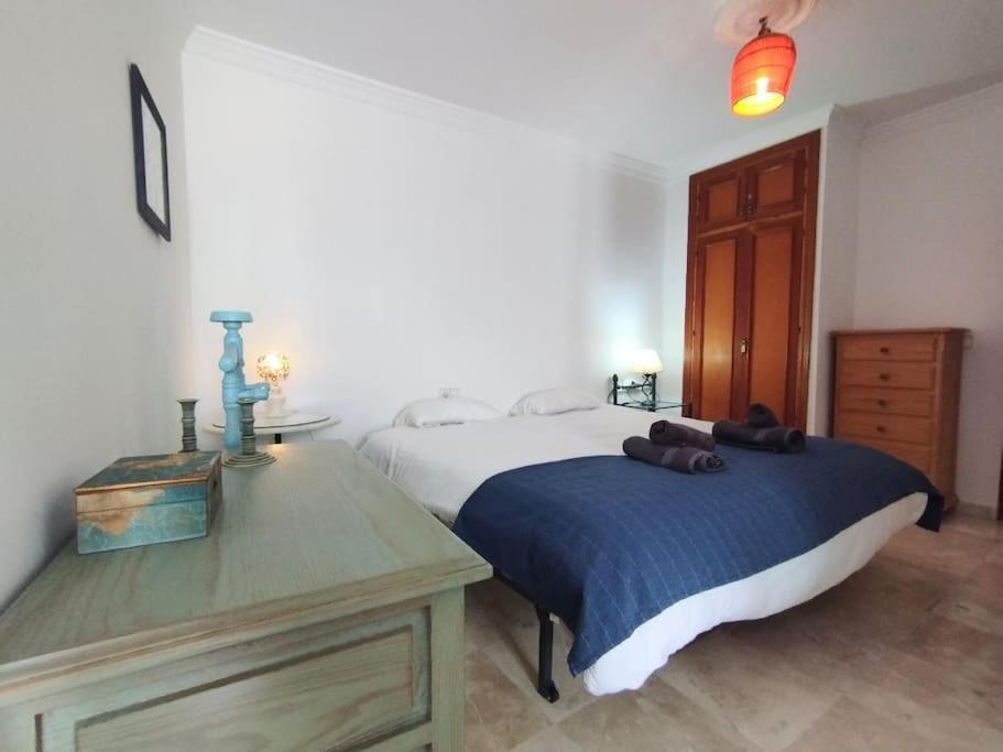 Beautiful 2 Bedroom In Calle Carabeo, ネルハ エクステリア 写真
