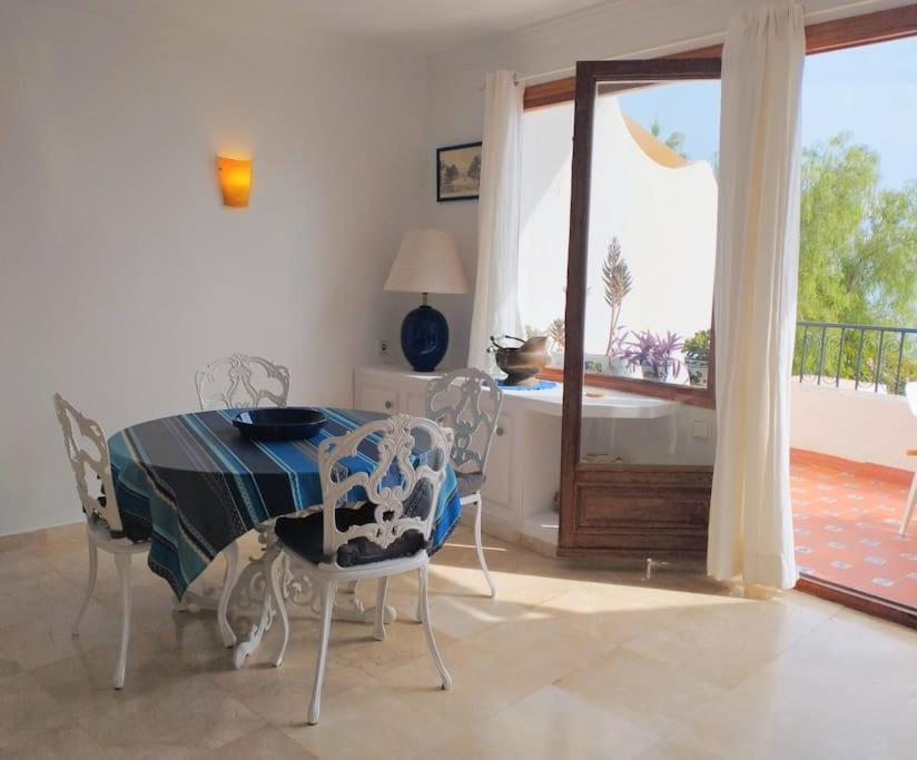 Beautiful 2 Bedroom In Calle Carabeo, ネルハ エクステリア 写真