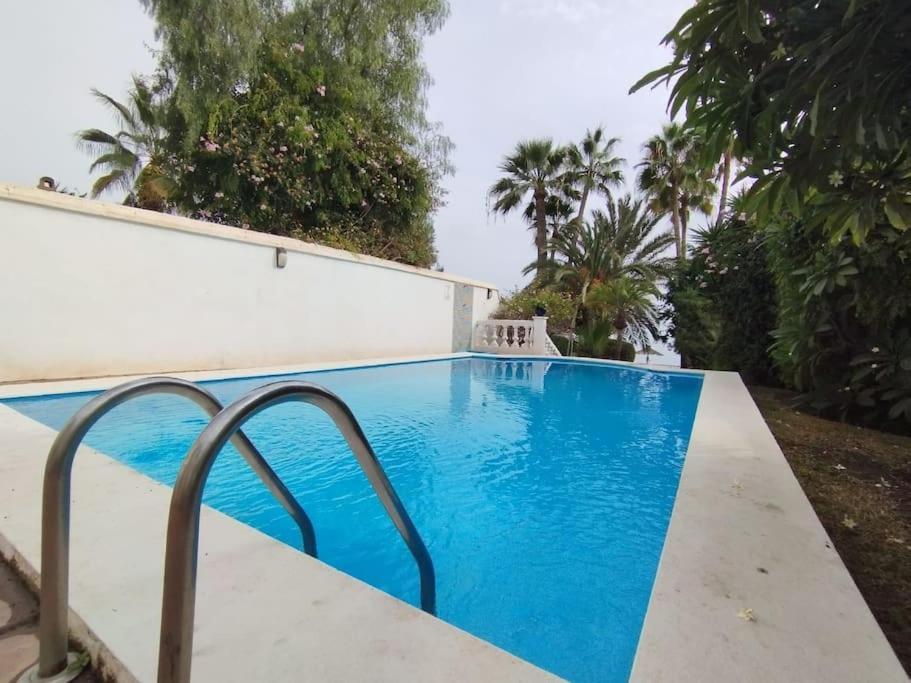 Beautiful 2 Bedroom In Calle Carabeo, ネルハ エクステリア 写真
